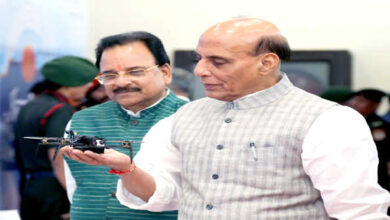 Photo of सेना चीन सीमा पर किसी भी आकस्मिक स्थिति से निपटने में सक्षम: राजनाथ सिंह