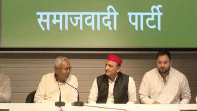 Photo of नीतीश कुमार ने लखनऊ में की अखिलेश से मुलाकात, कहा- राष्ट्र हित में विपक्षी एकता वक्त की जरूरत