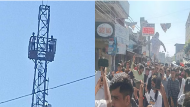 Photo of डीएवी पीजी कॉलेज लड़की की मौत मामले में छात्र प्राचार्य से इस्तीफे की मांग कर रहे है