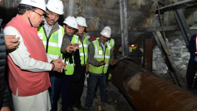 Photo of उत्तरकाशी टनल: सीएम धामी ने सुरंग में पहुंचकर लिया बचाव अभियान का जायजा