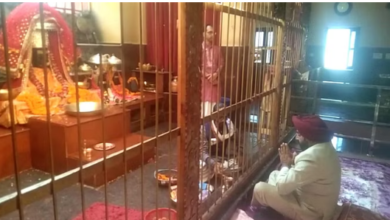 Photo of धारी देवी के दर्शन ने किए पहुचे राज्यपाल,एनआईटी के दीक्षांत समारोह में शामिल होने पहुंचे