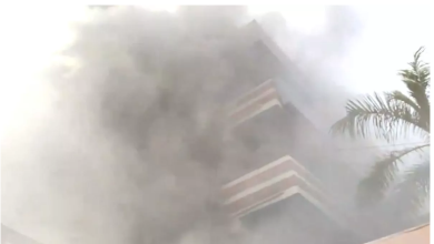 Photo of विशाखापट्टनम के इंडस अस्पताल में लगी भीषण आग!
