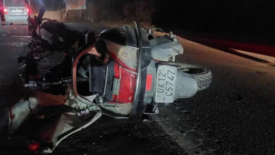 Photo of ऋषिकेश-बदरीनाथ हाईवे पर कार और स्कूटी की हुई भिड़ंत!