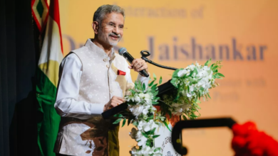 Photo of ऑस्ट्रेलिया में भारतीय समुदाय के लोगों से मिले एस जयशंकर