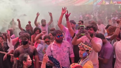 Photo of नैनीताल जिले में आज भी होली, अवकाश जारी, पढ़ें डीएम का आदेश