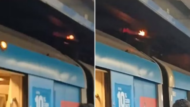 Photo of दिल्ली: ट्रेन में उठने लगी आग की लपटें, यात्रियों में मची अफरा-तफरी