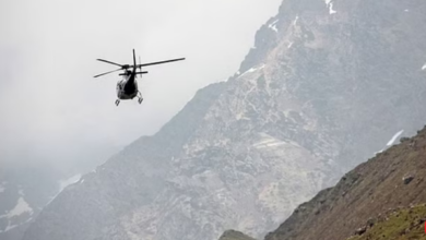Photo of केदारनाथ : दूसरे दिन हेलीकॉप्टर से 27 यात्री पहुंचे धाम, 23 वापस लौटे