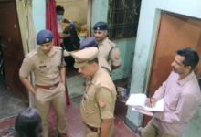 Photo of हाईकोर्ट कर्मी उषा सिंह की बेरहमी से हत्या, भाई बोला- भांजी ने प्रेमी के साथ मिल मार डाला
