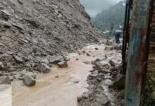 Photo of 12 घंटे तक बंद रहा अल्मोड़ा-हल्द्वानी हाईवे
