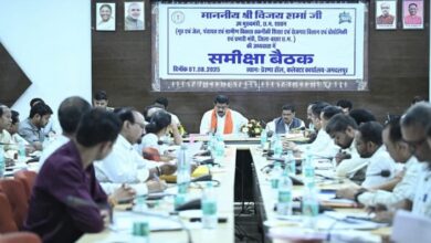 Photo of छत्तीसगढ़ के उपमुख्यमंत्री ने दिए निर्देश- दोहरे शराब तस्करों की संपत्ति होगी जब्त