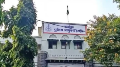 Photo of इंदौर जेल से रिहा होते ही बांग्लादेशी दंपत्ति हिरासत में