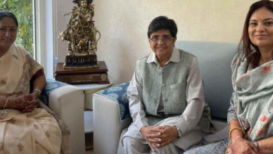 Photo of पूर्व आईपीएस अधिकारी किरण बेदी ने दिल्ली की सीएम रेखा गुप्ता से की मुलाकात