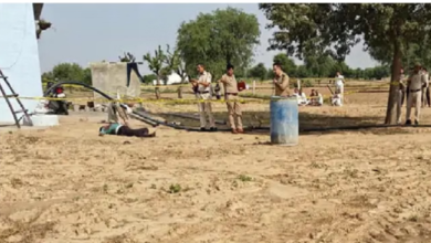 Photo of भिवानी में गला रेतकर की व्यक्ति की हत्या, खेत में बने कमरे के बाहर मिला फेंका शव