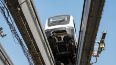 Photo of मुंबई परीक्षण के दौरान मोनोरेल ट्रेन एकतरफ झुकी