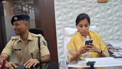 Photo of रोहतास में मतगणना केंद्र पर ट्रक से मचा भ्रम, डीएम ने कहा- सीसीटीवी चालू हैं