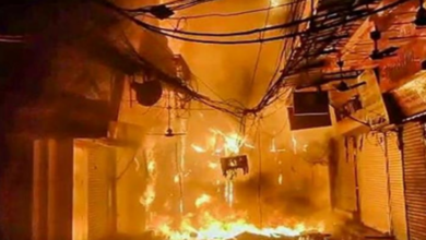 Photo of दिल्ली के चांदनी चौक में हड़कंप: इमारत में लगी भीषण आग