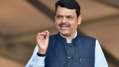 Photo of साझीदारों के साथ खींचतान में बीता फडणवीस सरकार का एक साल