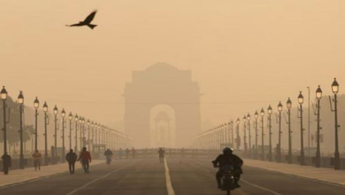 Photo of दिल्लीवालों को बड़ी राहत! BS-3 और BS-4 वाहनों को मिली मंजूरी