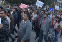 Photo of बैंककर्मी हड़ताल पर, प्रदेशभर में एक दिन में आठ हजार करोड़ का लेनदेन प्रभावित