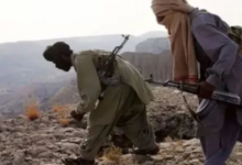 Photo of बलूच विद्रोहियों का 48 पाकिस्तानी सैन्य ठिकानों पर एक साथ हमला, 84 सैनिक मारे गए