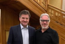 Photo of एपस्टीन फाइलों में नाम आने पर स्लोवाकिया के NSA का इस्तीफा