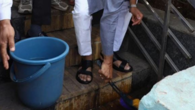 Photo of  स्वच्छता में नंबर वन बनने के लिए फिर मैदान में, मेयर ने बस स्टैंड पर जाकर साफ किए रेड स्पाॅट