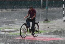 Photo of  दिल्ली-NCR में बदला मौसम का मिजाज, कई इलाकों में बारिश; येलो अलर्ट जारी