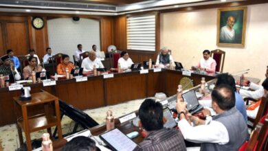 Photo of मध्य प्रदेश में इस महीने हट सकती है तबादलों पर रोक
