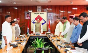 कैबिनेट बैठक में दिवंगत मेजर जनरल खंडूड़ी और जसपाल राणा को दी श्रद्धांजलि, दो मिनट का रखा गया मौन