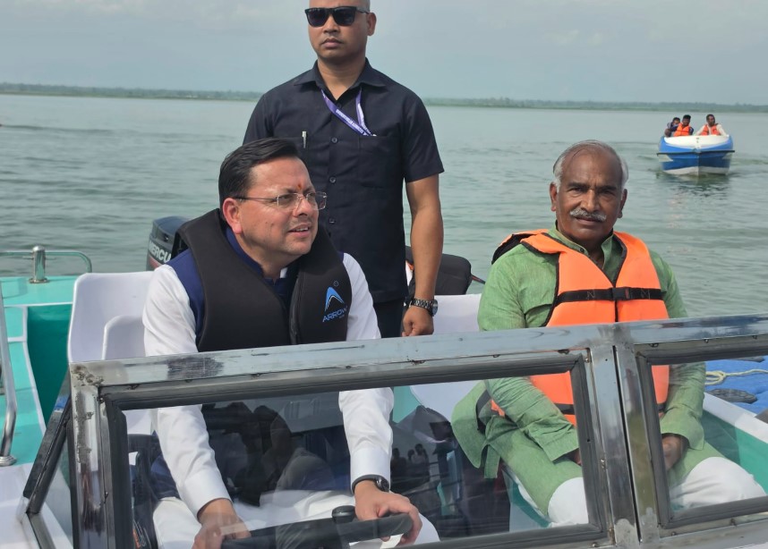 मुख्यमंत्री धामी ने गदरपुर में अंतर्राष्ट्रीय क्याकिंग एवं कैनोइंग प्रतियोगिता की तैयारियों का लिया जायजा