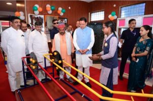 मुख्यमंत्री ने पौड़ी में विज्ञान संग्रहालय का किया लोकार्पण