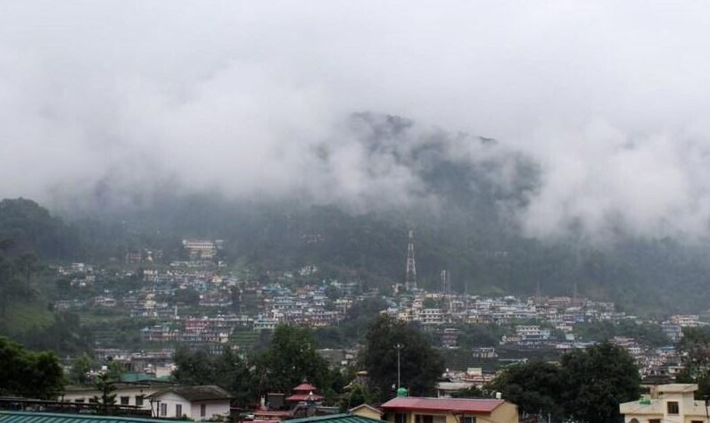 उत्तराखंड में बदला मौसम का मिजाज, कई जिलों में बारिश और बिजली गिरने का येलो अलर्ट